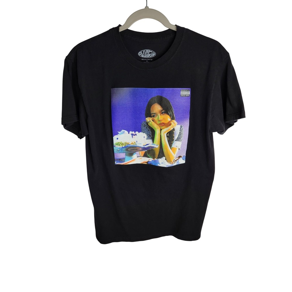 Olivia Rodrigo T-Shirt Women Medium Black SOUR Album Graphic Tour Merch Music